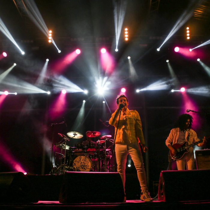 A Kind Of Queen – Crazy Little Thing Called Love